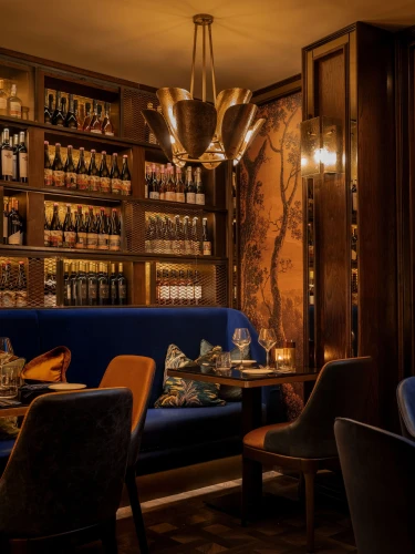 6 Wine Wall Dining29