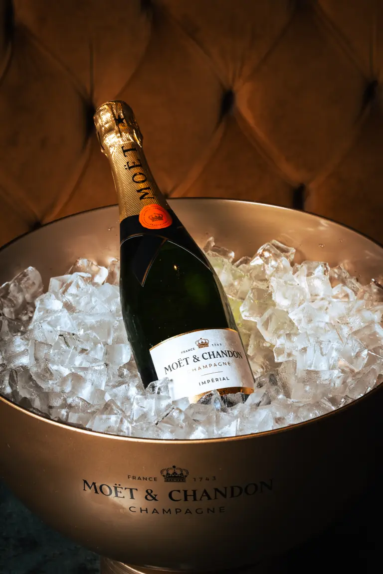 MOET Brunch 8960