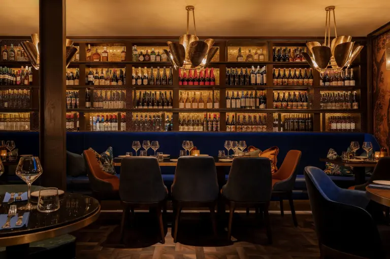 6 Wine Wall Dining14