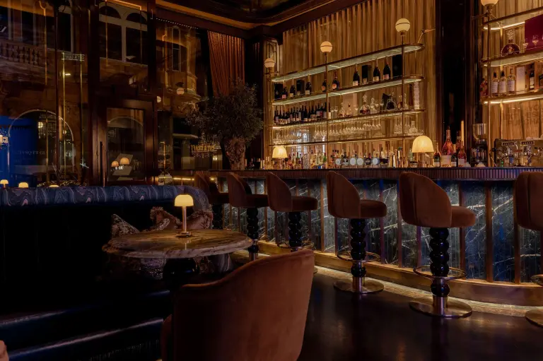 2 Bar Area1