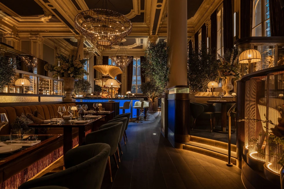 2 Receptionand Ground Floor Dining7