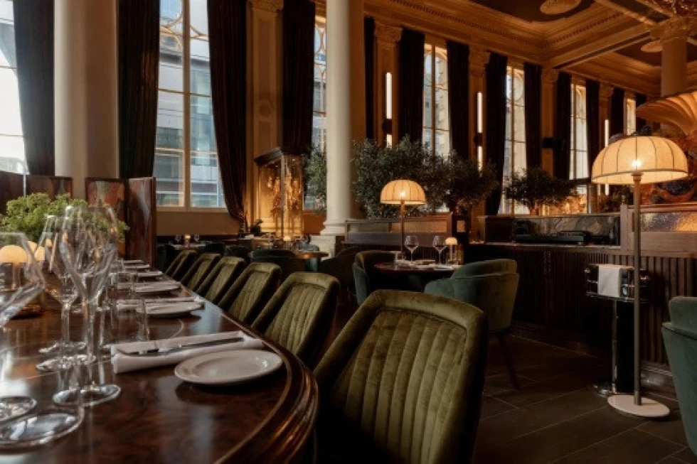 Book your table at the cut and craft